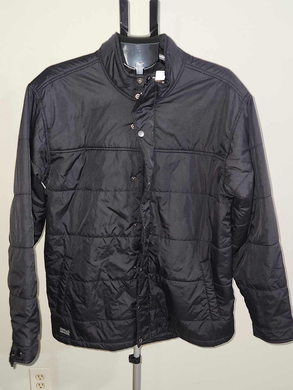 Dri-Duck Men's Black Puffer Jacket. Size XL.